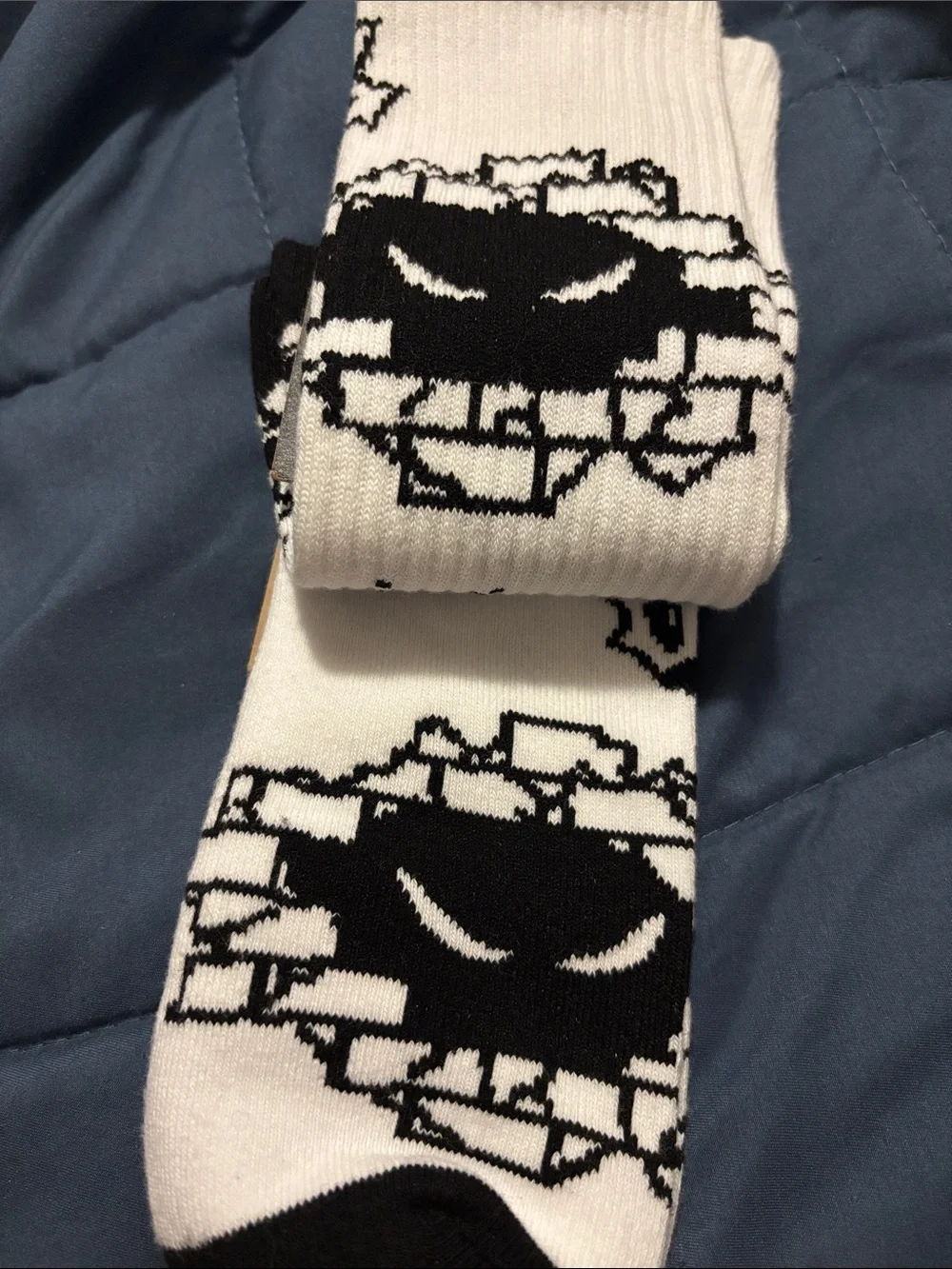 Vans  crew socks 2 pairs size 9.5-13